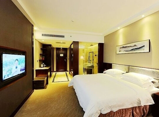 資興雄鑫豪廷酒店，東江湖畔的美景房，可定東江湖門票